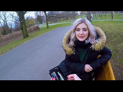 ❤️ Calidum cum pecunia alieni absorbet - blowjob in parco ab Eva Elfie Hard porn apud nos
